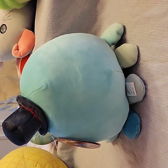 Eiko & Cinnamon Squishmallo - Picture 3 of 13